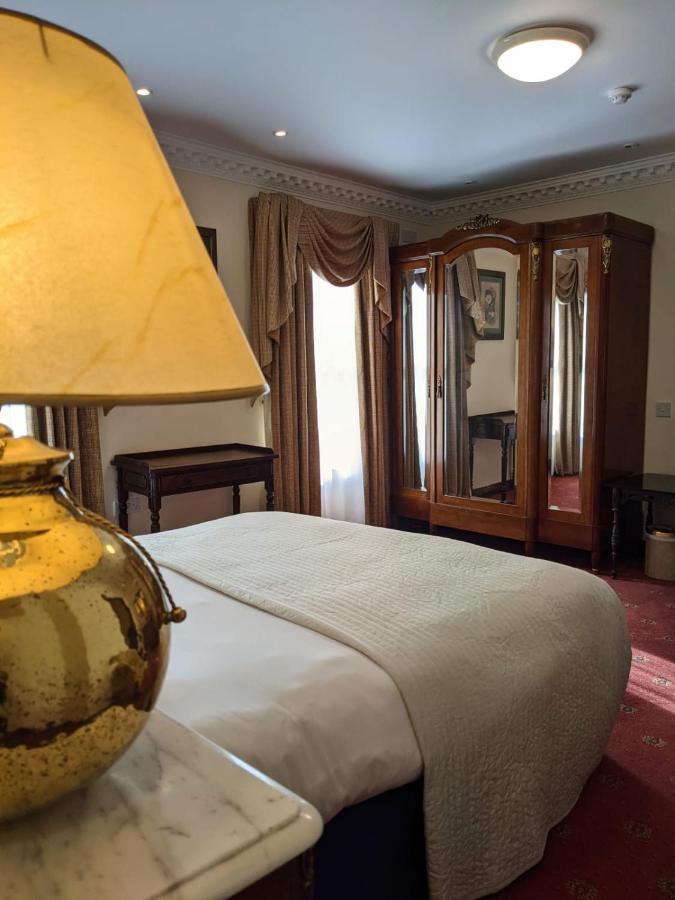מלון Foley'S Townhouse קיל איירן מראה חיצוני תמונה